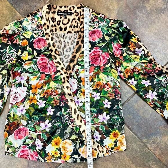 Generation Love New York Kenzie Printed Wrap Long Sleeve Blouse XS - Picture 6 of 10